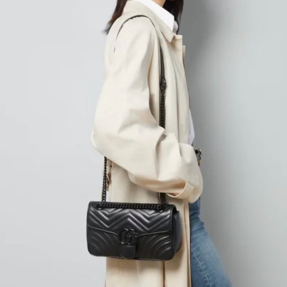 Gucci Marmont medium shoulder bag